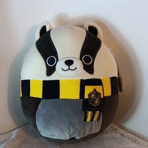 Harry Potter "Hufflepuff Badger" Squishmallows Plush